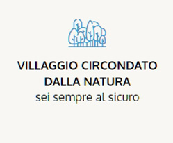 villaggio circondato dalla natura